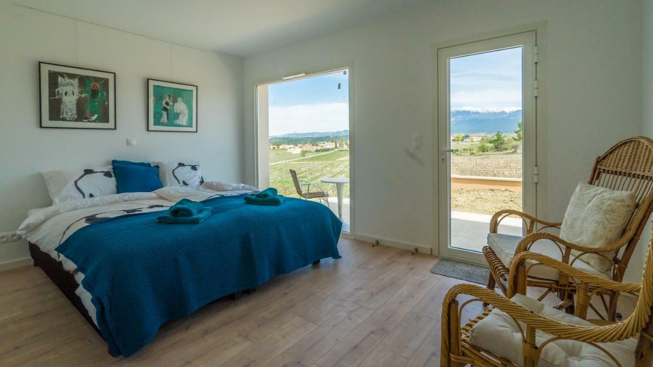 Villa Les Terrasses De Cascavelle Blauvac Exterior foto